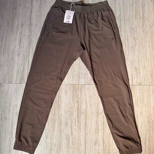 Gymshark Men's Studio Joggers, Camo Brown, Medium